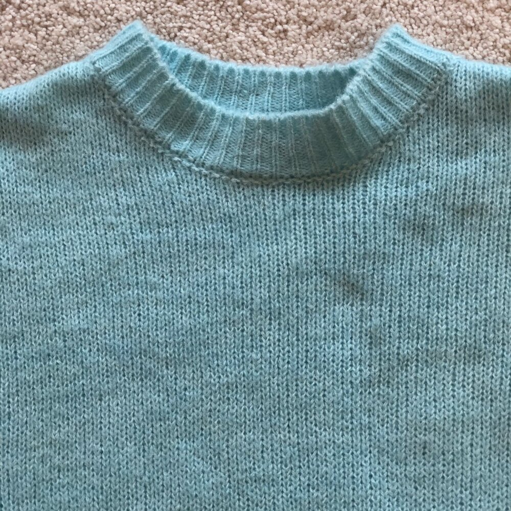 Soft Oversized Long-Sleeve Light Blue Knit Sweater - Picture 3 of 9